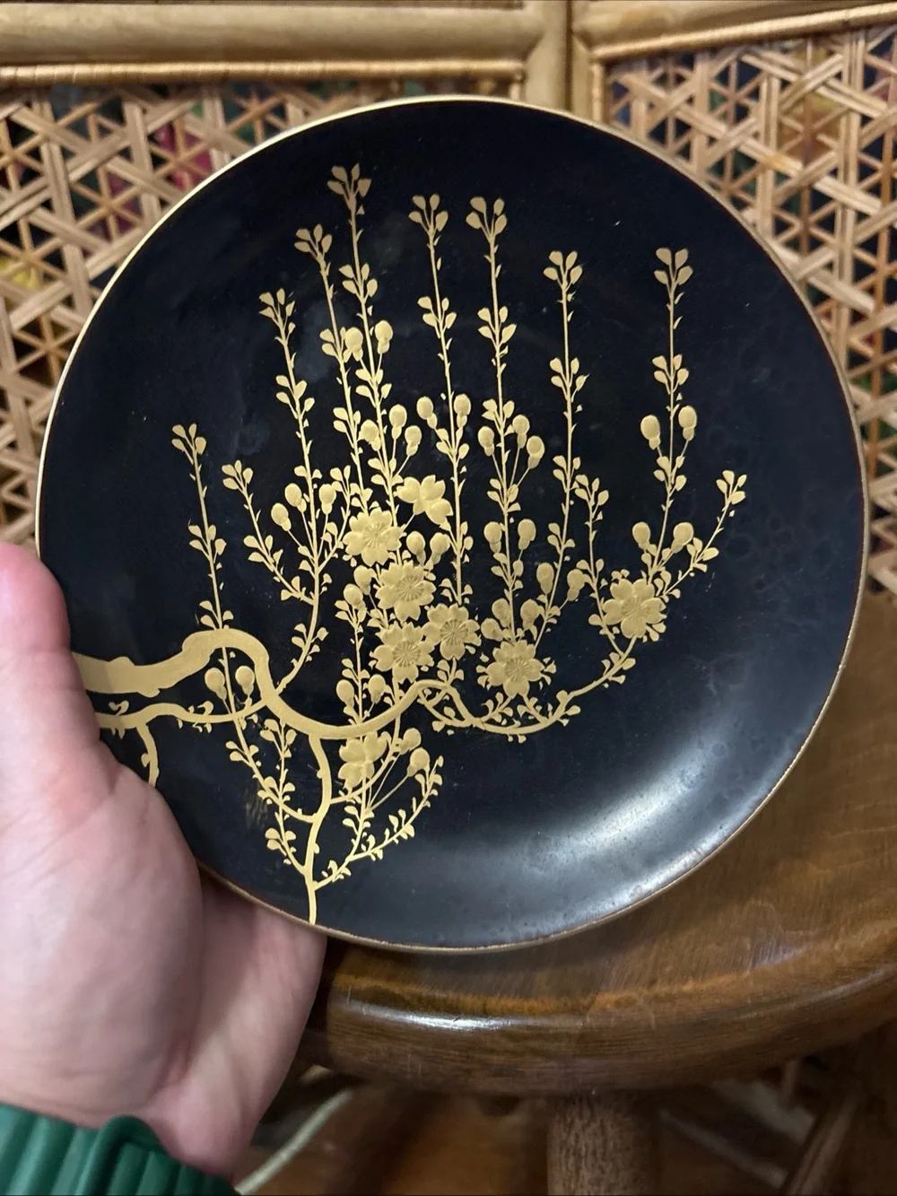 N/A elegant black